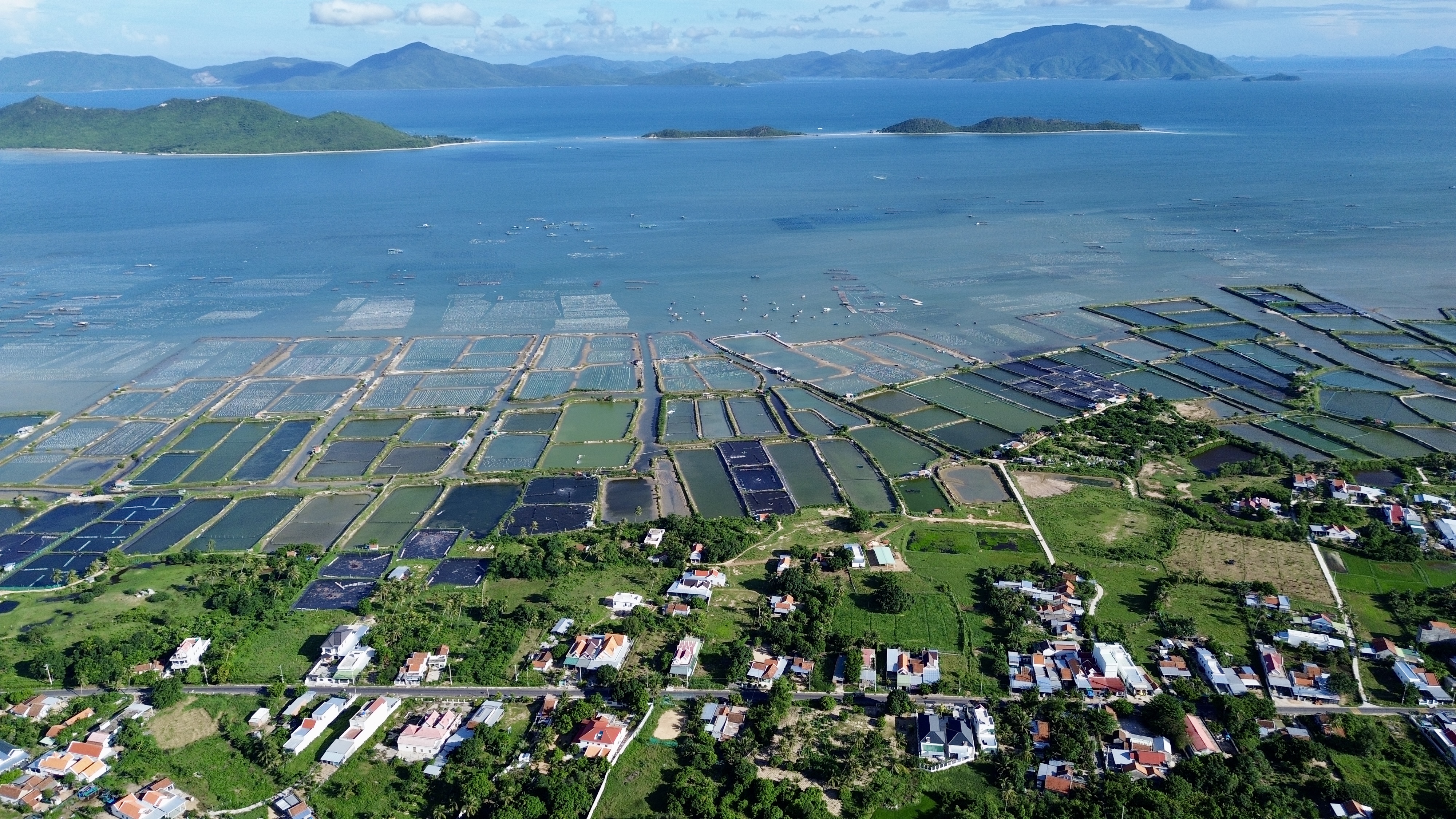 Đề xuất làm đường ven biển Vân Phong dài 23 km