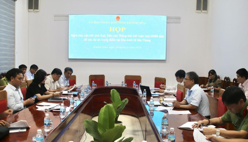 Đẩy nhanh tiến độ thực hiện các dự án trọng điểm tại Khu Kinh tế Vân Phong
